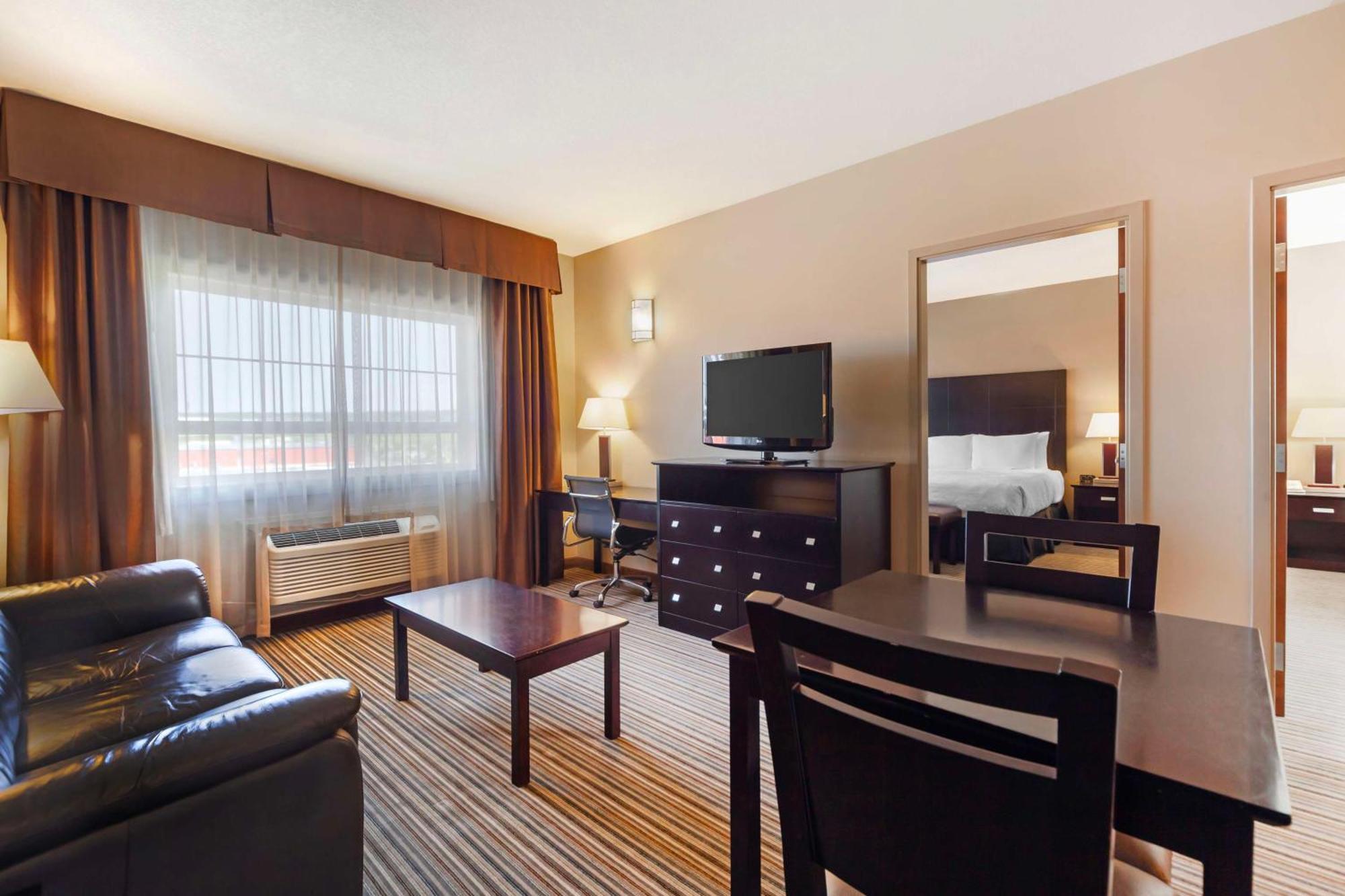Best Western Plus Peace River Hotel & Suites Eksteriør billede
